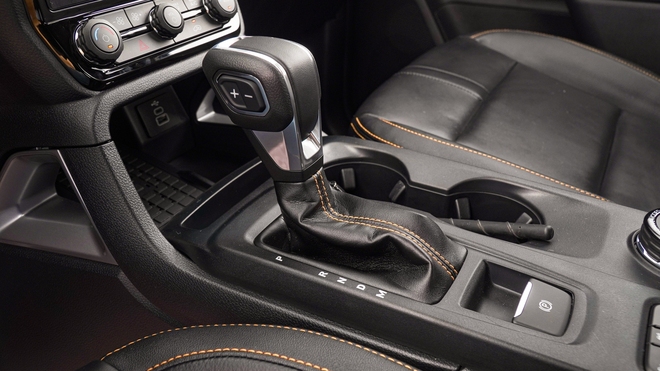 'Cân' Nissan Navara Pro4X và Ford Ranger Wildtrak: Chênh 19 triệu, đánh đổi hệ thống ADAS- Ảnh 10. 'Cân' Nissan Navara Pro4X và Ford Ranger Wildtrak: Chênh 19 triệu, đánh đổi hệ thống ADAS- Ảnh 10.