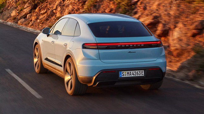 Porsche Macan 2025 ra mắt: Bản ‘base’ đã mạnh 355 mã lực, thêm gói off-road, có đánh lái bánh sau như Mercedes- Ảnh 4. Porsche Macan 2025 ra mắt: Bản ‘base’ đã mạnh 355 mã lực, thêm gói off-road, có đánh lái bánh sau như Mercedes- Ảnh 4.