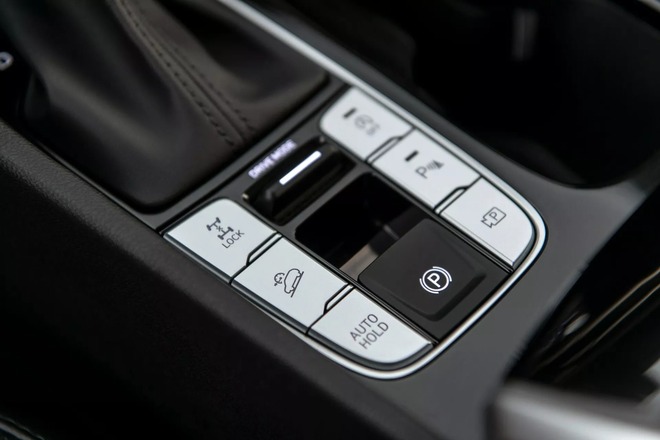 Hyundai Tucson 2025 bản quốc tế chính thức công bố trang bị và giá bán: Nâng cấp nhẹ, màn hình xịn, về Việt Nam khó tránh khỏi tăng giá- Ảnh 11. Hyundai Tucson 2025 bản quốc tế chính thức công bố trang bị và giá bán: Nâng cấp nhẹ, màn hình xịn, về Việt Nam khó tránh khỏi tăng giá- Ảnh 11.