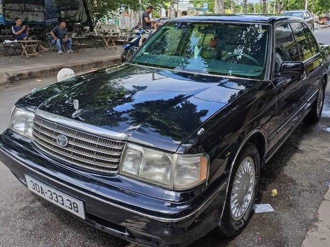 Loạt xe Toyota Crown biển đẹp: Có đủ ngũ quý đấu giá hơn 15 tỷ đồng đến tứ quý, tam hoa, sảnh tiến- Ảnh 5. Loạt xe Toyota Crown biển đẹp: Có đủ ngũ quý đấu giá hơn 15 tỷ đồng đến tứ quý, tam hoa, sảnh tiến- Ảnh 5.