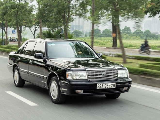 Loạt xe Toyota Crown biển đẹp: Có đủ ngũ quý đấu giá hơn 15 tỷ đồng đến tứ quý, tam hoa, sảnh tiến- Ảnh 16. Loạt xe Toyota Crown biển đẹp: Có đủ ngũ quý đấu giá hơn 15 tỷ đồng đến tứ quý, tam hoa, sảnh tiến- Ảnh 16.