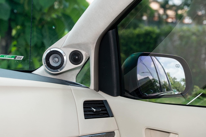 Toyota Sienna 2012 rao bán hơn 1,2 tỷ đồng: MPV gia đình giá ngang Kia Carnival nhưng to hơn, riêng nội thất độ hết 400 triệu- Ảnh 13. Toyota Sienna 2012 rao bán hơn 1,2 tỷ đồng: MPV gia đình giá ngang Kia Carnival nhưng to hơn, riêng nội thất độ hết 400 triệu- Ảnh 13.