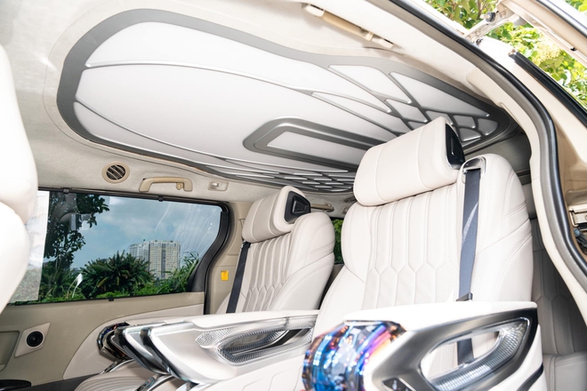 Toyota Sienna 2012 rao bán hơn 1,2 tỷ đồng: MPV gia đình giá ngang Kia Carnival nhưng to hơn, riêng nội thất độ hết 400 triệu- Ảnh 14. Toyota Sienna 2012 rao bán hơn 1,2 tỷ đồng: MPV gia đình giá ngang Kia Carnival nhưng to hơn, riêng nội thất độ hết 400 triệu- Ảnh 14.