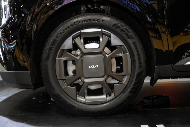 Kia Carnival 2024 nhận cọc tại đại lý: Ra mắt tháng 10, ngoại hình mới, dễ thêm động cơ hybrid cạnh tranh Viloran- Ảnh 8. Kia Carnival 2024 nhận cọc tại đại lý: Ra mắt tháng 10, ngoại hình mới, dễ thêm động cơ hybrid cạnh tranh Viloran- Ảnh 8.