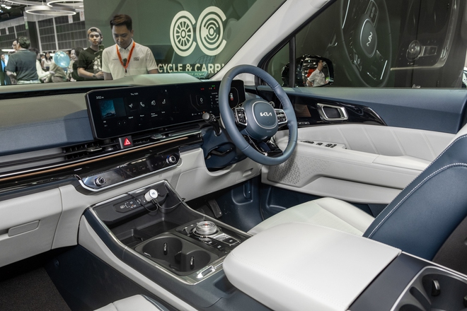 Kia Carnival 2024 nhận cọc tại đại lý: Ra mắt tháng 10, ngoại hình mới, dễ thêm động cơ hybrid cạnh tranh Viloran- Ảnh 10. Kia Carnival 2024 nhận cọc tại đại lý: Ra mắt tháng 10, ngoại hình mới, dễ thêm động cơ hybrid cạnh tranh Viloran- Ảnh 10.