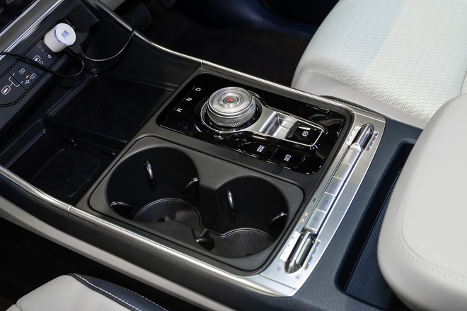 Kia Carnival 2024 nhận cọc tại đại lý: Ra mắt tháng 10, ngoại hình mới, dễ thêm động cơ hybrid cạnh tranh Viloran- Ảnh 14. Kia Carnival 2024 nhận cọc tại đại lý: Ra mắt tháng 10, ngoại hình mới, dễ thêm động cơ hybrid cạnh tranh Viloran- Ảnh 14.