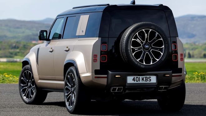 Defender mạnh nhất lịch sử ra mắt, dùng động cơ V8 BMW, thông số đọc lên chắc chắn khiến dân offroad phát sốt- Ảnh 21. Defender mạnh nhất lịch sử ra mắt, dùng động cơ V8 BMW, thông số đọc lên chắc chắn khiến dân offroad phát sốt- Ảnh 21.