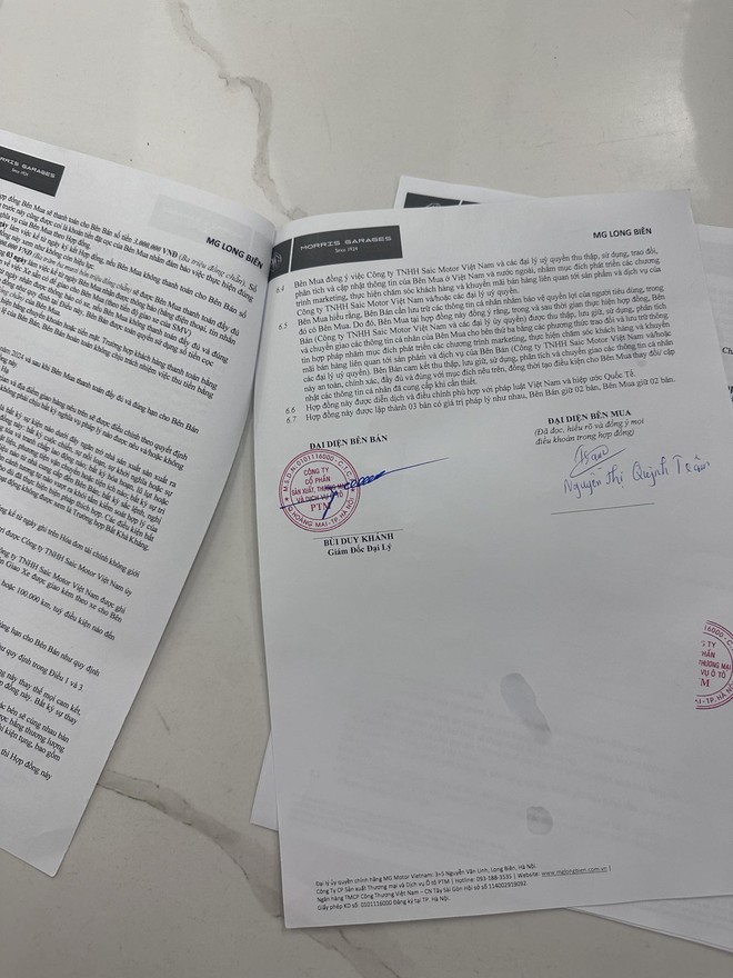 Tốn gần 30 triệu cho đại lý đổi màu xe, chủ nhân 2 chiếc MG5 bức xúc: 'Làm ăn cẩu thả, sơn 20 ngày đã bong tróc, nhân viên đùn đẩy trách nhiệm'- Ảnh 3. Tốn gần 30 triệu cho đại lý đổi màu xe, chủ nhân 2 chiếc MG5 bức xúc: 'Làm ăn cẩu thả, sơn 20 ngày đã bong tróc, nhân viên đùn đẩy trách nhiệm'- Ảnh 3.