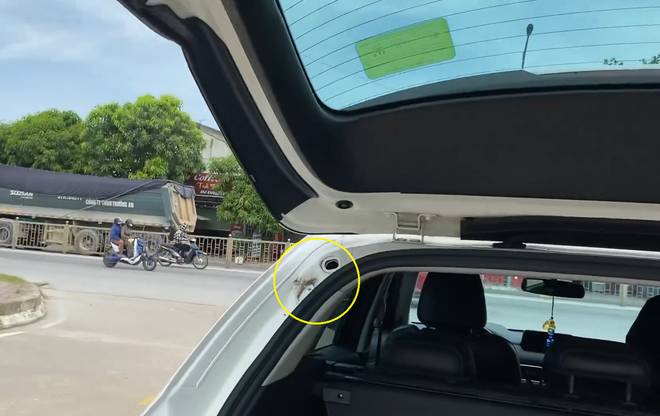 Mazda CX-5 hỏng ti chống cốp sau 4 năm sử dụng: Chủ bức xúc, cộng đồng nói 'chuyện bình thường'- Ảnh 3. Mazda CX-5 hỏng ti chống cốp sau 4 năm sử dụng: Chủ bức xúc, cộng đồng nói 'chuyện bình thường'- Ảnh 3.