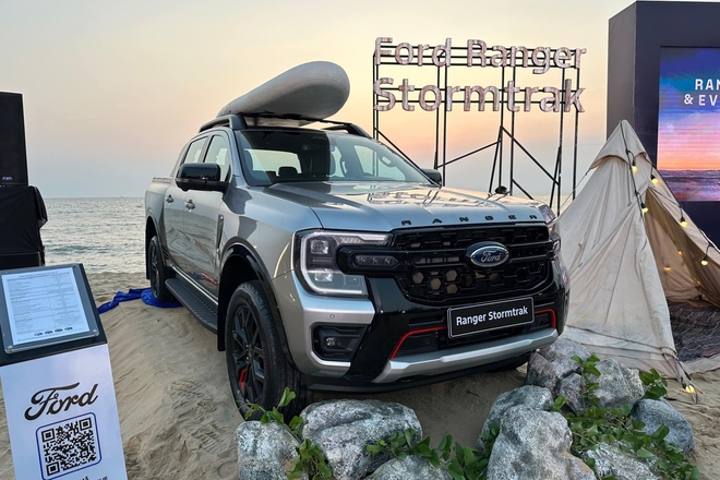 Ford Việt Nam thận trọng với xe điện, hybrid, dồn sức cho 4 dòng Transit, Ranger, Everest và Territory- Ảnh 7. Ford Việt Nam thận trọng với xe điện, hybrid, dồn sức cho 4 dòng Transit, Ranger, Everest và Territory- Ảnh 7.