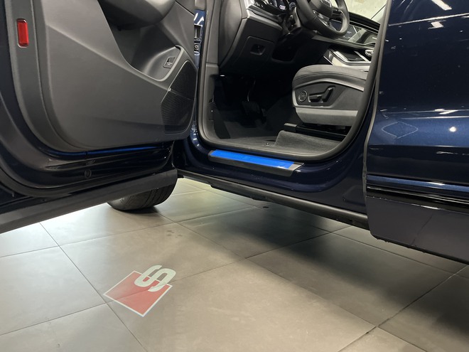 Audi Q8 2024 giá 4,1 tỷ đã về đại lý: Thêm trang bị tiện nghi, đấu X6, GLE với giá rẻ hơn hẳn- Ảnh 10. Audi Q8 2024 giá 4,1 tỷ đã về đại lý: Thêm trang bị tiện nghi, đấu X6, GLE với giá rẻ hơn hẳn- Ảnh 10.