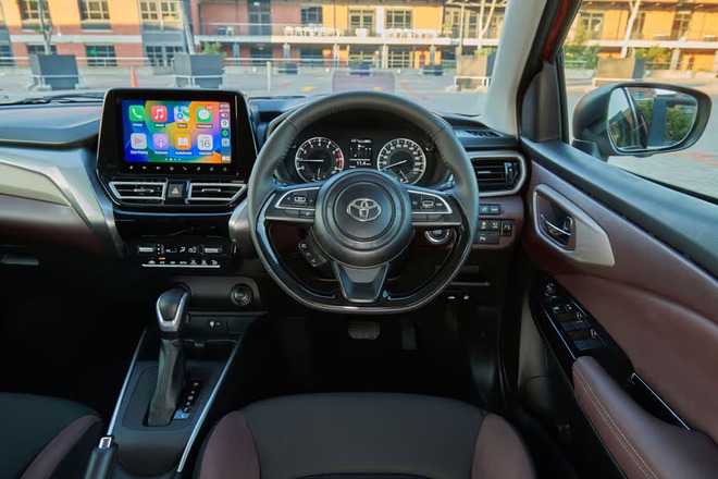 Toyota Starlet Cross 2024 ra mắt: Giá quy đổi từ 414 triệu đồng, đấu Sonet bằng công nghệ, ngoại hình hấm hố hơn Raize- Ảnh 6. Toyota Starlet Cross 2024 ra mắt: Giá quy đổi từ 414 triệu đồng, đấu Sonet bằng công nghệ, ngoại hình hấm hố hơn Raize- Ảnh 6.