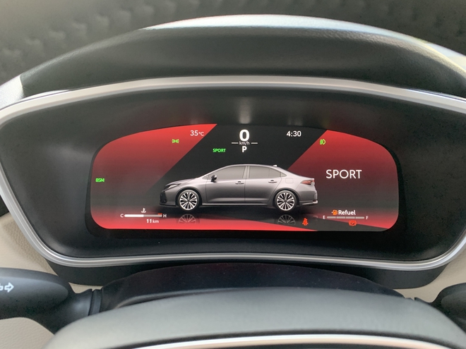 Toyota Corolla Altis giảm tới 80 triệu tại đại lý: Sản xuất 2023, bản giữa thấp hơn Civic tiêu chuẩn- Ảnh 8. Toyota Corolla Altis giảm tới 80 triệu tại đại lý: Sản xuất 2023, bản giữa thấp hơn Civic tiêu chuẩn- Ảnh 8.