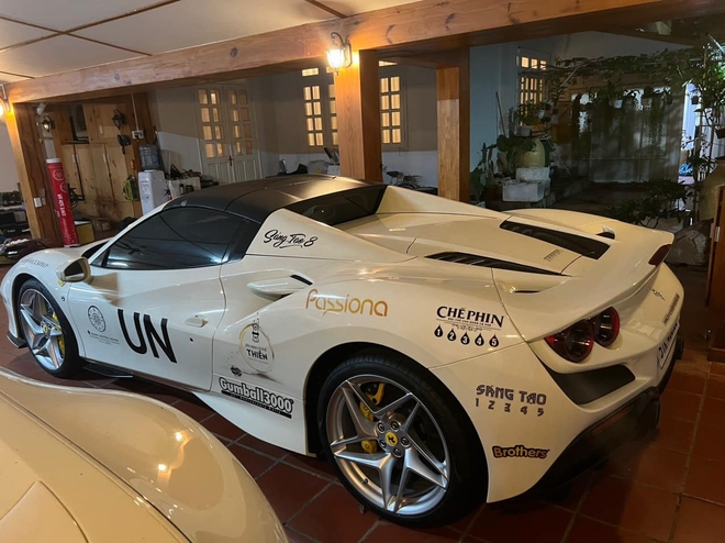 Lộ diện dàn siêu xe của ông Đặng Lê Nguyên Vũ tham gia Gumball 3000: 5 chiếc Ferrari, Bugatti Veyron đã được độ lại- Ảnh 13. Lộ diện dàn siêu xe của ông Đặng Lê Nguyên Vũ tham gia Gumball 3000: 5 chiếc Ferrari, Bugatti Veyron đã được độ lại- Ảnh 13.