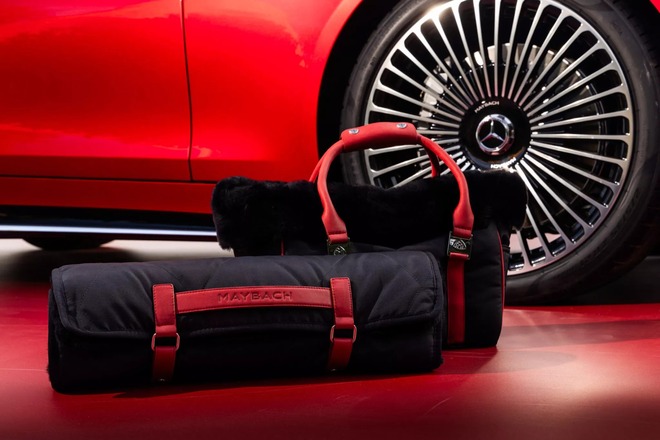 Mercedes-Maybach SL680 Monogram ra mắt: Maybach mui trần 2 cửa đầu tiên, logo kín xe, nhiều chưa từng có- Ảnh 8. Mercedes-Maybach SL680 Monogram ra mắt: Maybach mui trần 2 cửa đầu tiên, logo kín xe, nhiều chưa từng có- Ảnh 8.