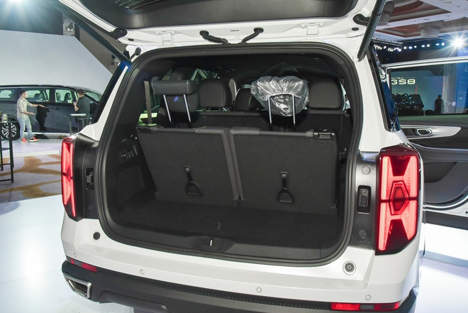 Xem thực tế GAC GS8 bản ‘base’ giá 1,269 tỷ tại Việt Nam: Đánh đổi 100 triệu lấy ghế nỉ, vô-lăng nhựa, thiếu ADAS- Ảnh 6. Xem thực tế GAC GS8 bản ‘base’ giá 1,269 tỷ tại Việt Nam: Đánh đổi 100 triệu lấy ghế nỉ, vô-lăng nhựa, thiếu ADAS- Ảnh 6.