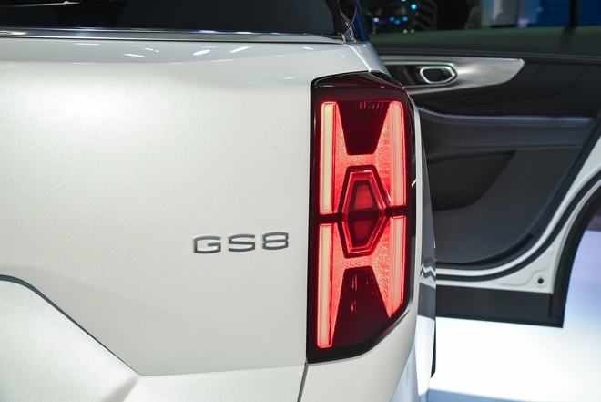 Xem thực tế GAC GS8 bản ‘base’ giá 1,269 tỷ tại Việt Nam: Đánh đổi 100 triệu lấy ghế nỉ, vô-lăng nhựa, thiếu ADAS- Ảnh 7. Xem thực tế GAC GS8 bản ‘base’ giá 1,269 tỷ tại Việt Nam: Đánh đổi 100 triệu lấy ghế nỉ, vô-lăng nhựa, thiếu ADAS- Ảnh 7.