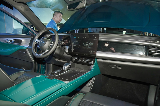 Xem thực tế GAC GS8 bản ‘base’ giá 1,269 tỷ tại Việt Nam: Đánh đổi 100 triệu lấy ghế nỉ, vô-lăng nhựa, thiếu ADAS- Ảnh 25. Xem thực tế GAC GS8 bản ‘base’ giá 1,269 tỷ tại Việt Nam: Đánh đổi 100 triệu lấy ghế nỉ, vô-lăng nhựa, thiếu ADAS- Ảnh 25.