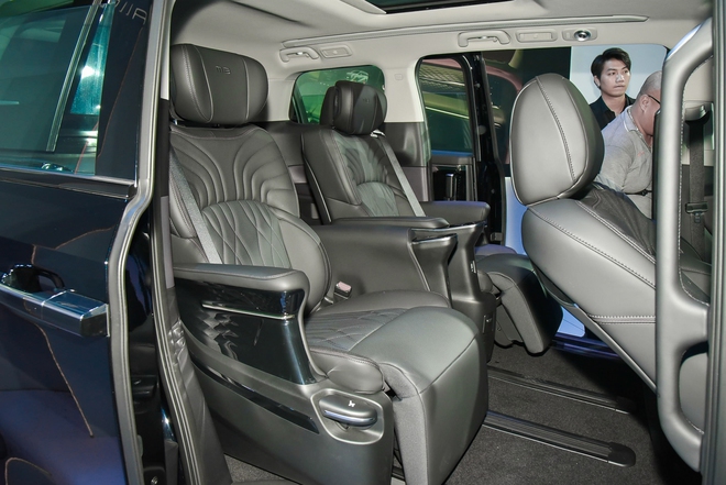 Chọn bản GAC M8 nào với mức chênh giá tới 500 triệu, bảng so sánh này sẽ giúp bạn dễ tìm được xe phù hợp nhất với nhu cầu- Ảnh 11. Chọn bản GAC M8 nào với mức chênh giá tới 500 triệu, bảng so sánh này sẽ giúp bạn dễ tìm được xe phù hợp nhất với nhu cầu- Ảnh 11.