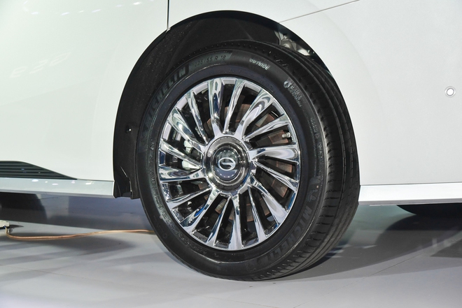 Chọn bản GAC M8 nào với mức chênh giá tới 500 triệu, bảng so sánh này sẽ giúp bạn dễ tìm được xe phù hợp nhất với nhu cầu- Ảnh 9. Chọn bản GAC M8 nào với mức chênh giá tới 500 triệu, bảng so sánh này sẽ giúp bạn dễ tìm được xe phù hợp nhất với nhu cầu- Ảnh 9.