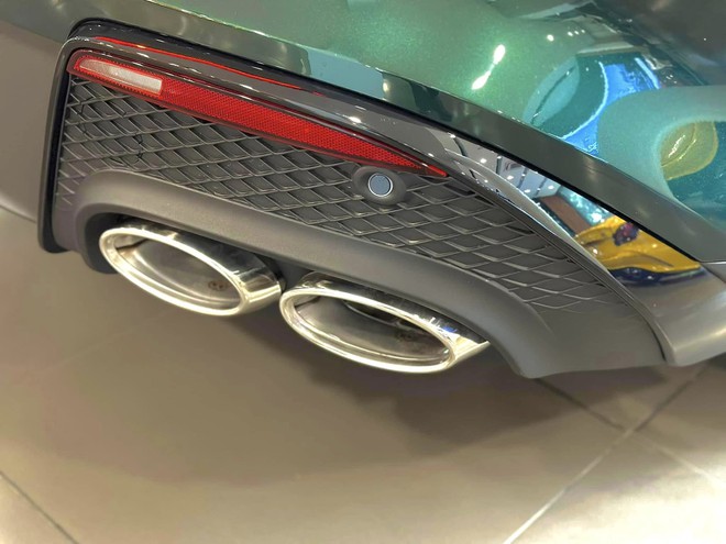 Lộ nội, ngoại thất MG7 tại đại lý trước ra mắt: Màn hình lớn có tiếng Việt, loa Bose, cửa nóc panorama, có ADAS cạnh tranh K5, Mazda6- Ảnh 11. Lộ nội, ngoại thất MG7 tại đại lý trước ra mắt: Màn hình lớn có tiếng Việt, loa Bose, cửa nóc panorama, có ADAS cạnh tranh K5, Mazda6- Ảnh 11.