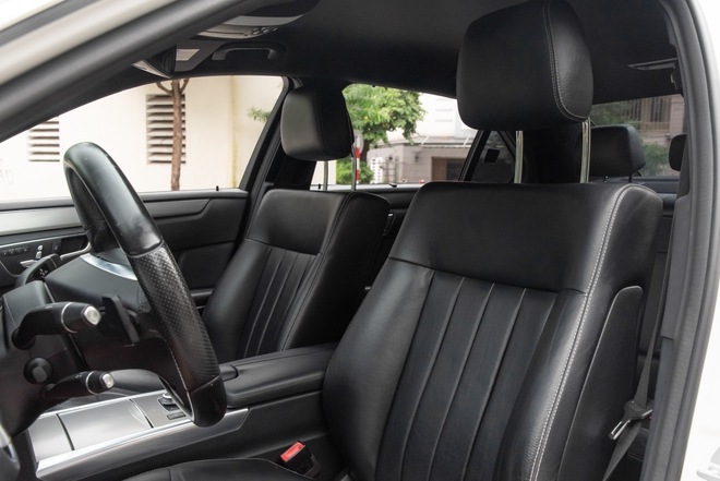Rao Mercedes-Benz E 200 bản đặc biệt giá 640 triệu, người bán chia sẻ: ‘Bền như Vios, chăm chỉ hết 20 triệu/năm’- Ảnh 18. Rao Mercedes-Benz E 200 bản đặc biệt giá 640 triệu, người bán chia sẻ: ‘Bền như Vios, chăm chỉ hết 20 triệu/năm’- Ảnh 18.