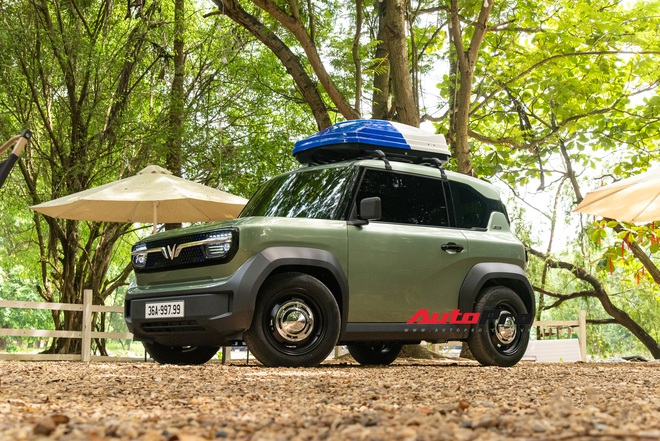 Chủ xe Thanh Hoá mua 5 chiếc VinFast VF 3 khác màu: ‘Biết cách dùng xe điện mini thì mới vui’- Ảnh 5. Chủ xe Thanh Hoá mua 5 chiếc VinFast VF 3 khác màu: ‘Biết cách dùng xe điện mini thì mới vui’- Ảnh 5.