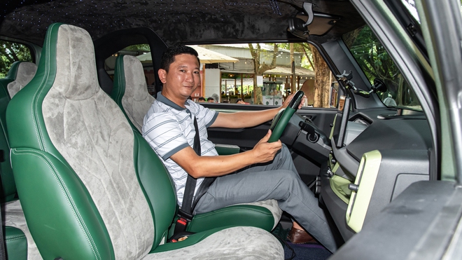 Chủ xe Thanh Hoá mua 5 chiếc VinFast VF 3 khác màu: ‘Biết cách dùng xe điện mini thì mới vui’- Ảnh 17. Chủ xe Thanh Hoá mua 5 chiếc VinFast VF 3 khác màu: ‘Biết cách dùng xe điện mini thì mới vui’- Ảnh 17.