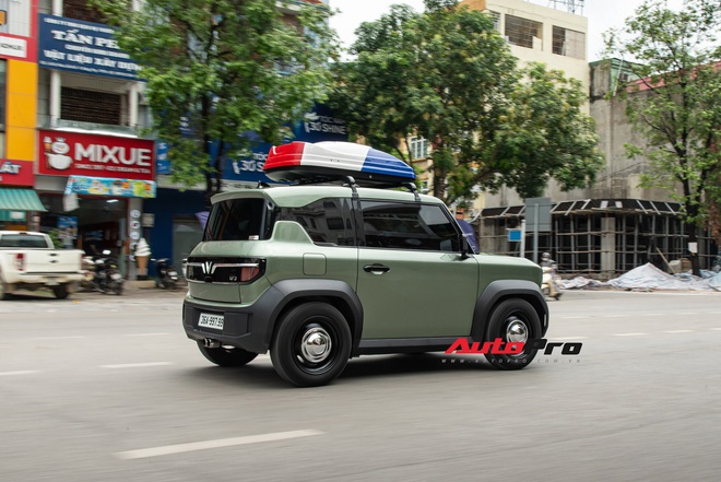 Chủ xe Thanh Hoá mua 5 chiếc VinFast VF 3 khác màu: ‘Biết cách dùng xe điện mini thì mới vui’- Ảnh 16. Chủ xe Thanh Hoá mua 5 chiếc VinFast VF 3 khác màu: ‘Biết cách dùng xe điện mini thì mới vui’- Ảnh 16.