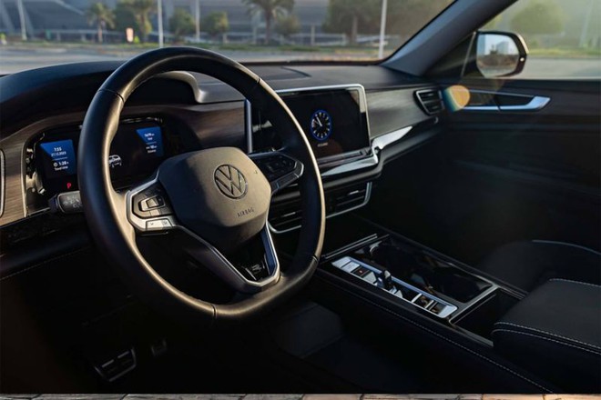 Loạt xe mới đã lộ diện tại Việt Nam, chỉ chờ ra mắt: Đa dạng phân khúc, mẫu mã, Santa Fe, Carnival 2024 dễ thành hàng 'hot'- Ảnh 5. Loạt xe mới đã lộ diện tại Việt Nam, chỉ chờ ra mắt: Đa dạng phân khúc, mẫu mã, Santa Fe, Carnival 2024 dễ thành hàng 'hot'- Ảnh 5.