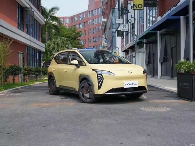 Loạt xe mới đã lộ diện tại Việt Nam, chỉ chờ ra mắt: Đa dạng phân khúc, mẫu mã, Santa Fe, Carnival 2024 dễ thành hàng 'hot'- Ảnh 22. Loạt xe mới đã lộ diện tại Việt Nam, chỉ chờ ra mắt: Đa dạng phân khúc, mẫu mã, Santa Fe, Carnival 2024 dễ thành hàng 'hot'- Ảnh 22.