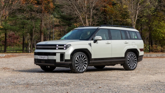 Hyundai Santa Fe 2024 nhận cọc tại đại lý: Dễ ra mắt tháng sau, bỏ máy dầu, thêm xăng turbo đấu Sorento, CX-8- Ảnh 3. Hyundai Santa Fe 2024 nhận cọc tại đại lý: Dễ ra mắt tháng sau, bỏ máy dầu, thêm xăng turbo đấu Sorento, CX-8- Ảnh 3.