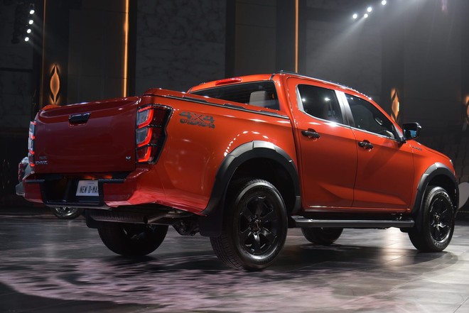 Loạt xe mới đã lộ diện tại Việt Nam, chỉ chờ ra mắt: Đa dạng phân khúc, mẫu mã, Santa Fe, Carnival 2024 dễ thành hàng 'hot'- Ảnh 44. Loạt xe mới đã lộ diện tại Việt Nam, chỉ chờ ra mắt: Đa dạng phân khúc, mẫu mã, Santa Fe, Carnival 2024 dễ thành hàng 'hot'- Ảnh 44.