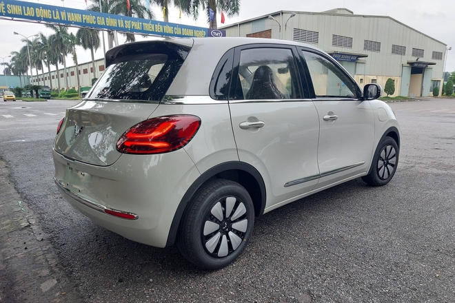 Loạt xe mới đã lộ diện tại Việt Nam, chỉ chờ ra mắt: Đa dạng phân khúc, mẫu mã, Santa Fe, Carnival 2024 dễ thành hàng 'hot'- Ảnh 35. Loạt xe mới đã lộ diện tại Việt Nam, chỉ chờ ra mắt: Đa dạng phân khúc, mẫu mã, Santa Fe, Carnival 2024 dễ thành hàng 'hot'- Ảnh 35.