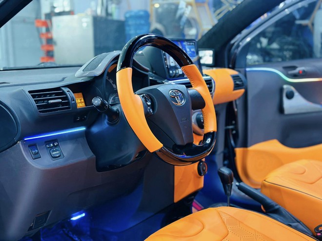 Rao Toyota iQ giá ngang Hyundai Accent đời mới, người bán thẳng thắn chia sẻ: Mua cho gia đình sẽ rất 'bực mình'- Ảnh 6. Rao Toyota iQ giá ngang Hyundai Accent đời mới, người bán thẳng thắn chia sẻ: Mua cho gia đình sẽ rất 'bực mình'- Ảnh 6.