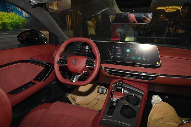 Chọn MG7 bản giữa hay Mazda 6 bản cao: Giá chênh 1 triệu, động cơ khỏe hơn nhưng MG7 không có ADAS- Ảnh 6. Chọn MG7 bản giữa hay Mazda 6 bản cao: Giá chênh 1 triệu, động cơ khỏe hơn nhưng MG7 không có ADAS- Ảnh 6.