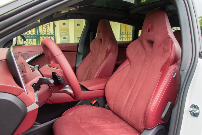 Đánh giá nhanh MG7 bản đắt nhất giá hơn 1 tỷ đồng: Động cơ khá bốc, treo hơi mềm, dáng fastback hơi kén người ngồi sau- Ảnh 21. Đánh giá nhanh MG7 bản đắt nhất giá hơn 1 tỷ đồng: Động cơ khá bốc, treo hơi mềm, dáng fastback hơi kén người ngồi sau- Ảnh 21.