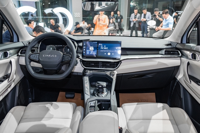 Hơn 700 triệu đồng, chọn Lynk & Co 06 hay mua bản ‘full’ Seltos, Xforce và Yaris Cross: Bảng so sánh này sẽ giúp bạn dễ xuống tiền hơn!- Ảnh 17. Hơn 700 triệu đồng, chọn Lynk & Co 06 hay mua bản ‘full’ Seltos, Xforce và Yaris Cross: Bảng so sánh này sẽ giúp bạn dễ xuống tiền hơn!- Ảnh 17.