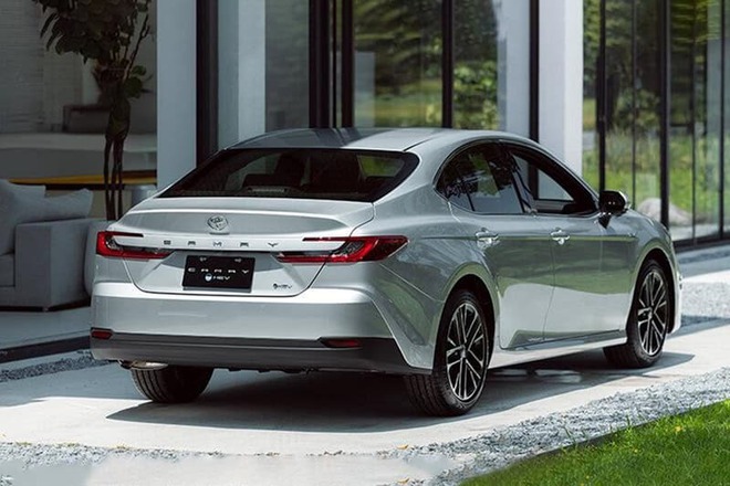 Toyota Camry 2024 chốt ra mắt tháng 10 tại Thái Lan, dễ về Việt Nam trong thời gian gần- Ảnh 7. Toyota Camry 2024 chốt ra mắt tháng 10 tại Thái Lan, dễ về Việt Nam trong thời gian gần- Ảnh 7.