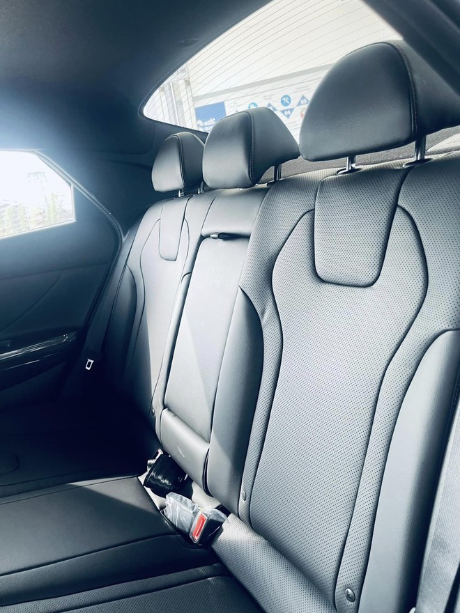 Hyundai Elantra giảm gần 80 triệu tại đại lý: Bản N-Line còn dưới 700 triệu, đấu Civic RS với giá rẻ hơn niêm yết bản ‘base’ của đối thủ- Ảnh 9. Hyundai Elantra giảm gần 80 triệu tại đại lý: Bản N-Line còn dưới 700 triệu, đấu Civic RS với giá rẻ hơn niêm yết bản ‘base’ của đối thủ- Ảnh 9.