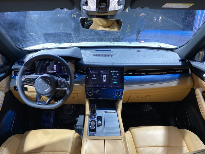 Cùng giá hơn 2 tỷ đồng, chọn Lynk & Co 09, Ford Explorer hay VW Teramont, bảng này cho thấy sự chênh lệch lớn từ công nghệ tới tiện nghi nội thất- Ảnh 13. Cùng giá hơn 2 tỷ đồng, chọn Lynk & Co 09, Ford Explorer hay VW Teramont, bảng này cho thấy sự chênh lệch lớn từ công nghệ tới tiện nghi nội thất- Ảnh 13.