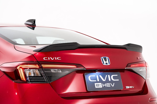 Honda Civic 2025 nhận cọc tại Việt Nam: 3 bản, thiết kế mới, thêm động cơ hybrid cạnh tranh Corolla Altis- Ảnh 8. Honda Civic 2025 nhận cọc tại Việt Nam: 3 bản, thiết kế mới, thêm động cơ hybrid cạnh tranh Corolla Altis- Ảnh 8.