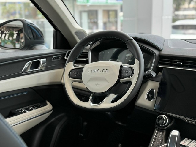 Gần 1 tỷ đồng, chọn Lynk & Co 01 hay CX-5, Sportage, Tucson: Xe nhập đấu xe lắp ráp trên từng option- Ảnh 5. Gần 1 tỷ đồng, chọn Lynk & Co 01 hay CX-5, Sportage, Tucson: Xe nhập đấu xe lắp ráp trên từng option- Ảnh 5.