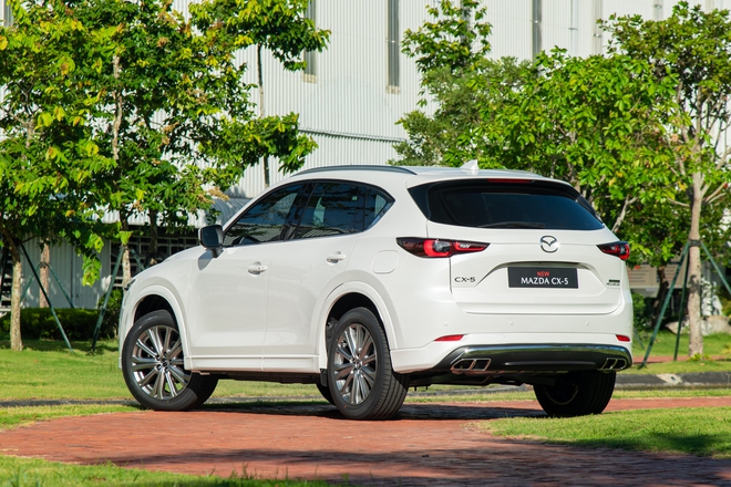 Gần 1 tỷ đồng, chọn Lynk & Co 01 hay CX-5, Sportage, Tucson: Xe nhập đấu xe lắp ráp trên từng option- Ảnh 14. Gần 1 tỷ đồng, chọn Lynk & Co 01 hay CX-5, Sportage, Tucson: Xe nhập đấu xe lắp ráp trên từng option- Ảnh 14.