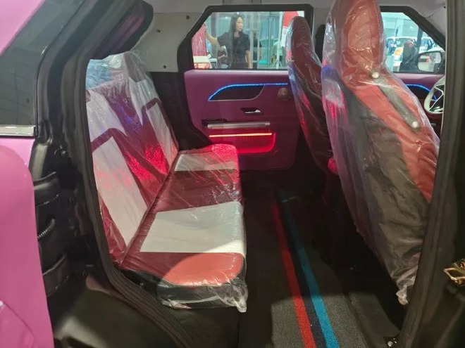 Những chiếc ‘Rolls-Royce, Maybach phiên bản Shopee’ này đang ‘hot’ ở Trung Quốc, giá đồn đoán quy đổi từ 50 triệu đồng- Ảnh 6. Những chiếc ‘Rolls-Royce, Maybach phiên bản Shopee’ này đang ‘hot’ ở Trung Quốc, giá đồn đoán quy đổi từ 50 triệu đồng- Ảnh 6.