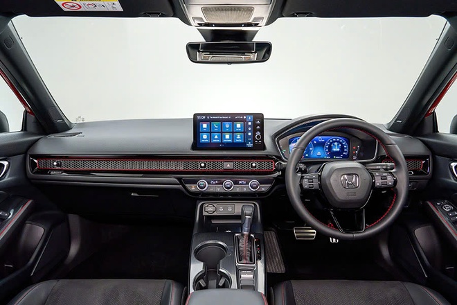 Honda Civic 2024 sắp về Việt Nam công bố giá bán: Quy đổi từ 756 triệu đồng, đấu Mazda 3 bằng động cơ hybrid và ADAS- Ảnh 5. Honda Civic 2024 sắp về Việt Nam công bố giá bán: Quy đổi từ 756 triệu đồng, đấu Mazda 3 bằng động cơ hybrid và ADAS- Ảnh 5.