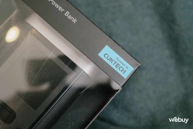 Đây là pin dự phòng Xiaomi dung lượng 25.000mAh, công suất 210W cực khủng, sạc được cho cả MacBook Pro, giá gần 2 triệu đồng- Ảnh 3. Đây là pin dự phòng Xiaomi dung lượng 25.000mAh, công suất 210W cực khủng, sạc được cho cả MacBook Pro, giá gần 2 triệu đồng- Ảnh 3.