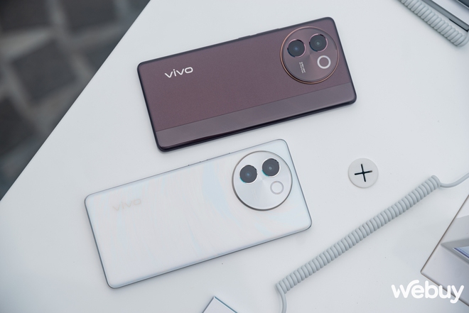 Cận cảnh vivo V30 Series: Thiết kế siêu mỏng ấn tượng, cắt bớt camera nhưng phóng to đèn trợ sáng liệu có tạo nên sự khác biệt?- Ảnh 42.