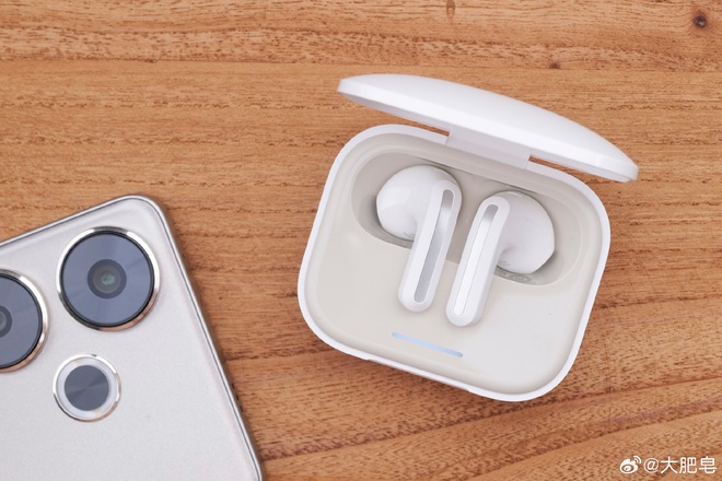 Xiaomi mới ra tai nghe không dây mới: Thiết kế trẻ trung, có chống ồn chủ động, chất âm ngon, pin tới 33 giờ mà giá chỉ 699.000 đồng- Ảnh 13. Xiaomi mới ra tai nghe không dây mới: Thiết kế trẻ trung, có chống ồn chủ động, chất âm ngon, pin tới 33 giờ mà giá chỉ 699.000 đồng- Ảnh 13.