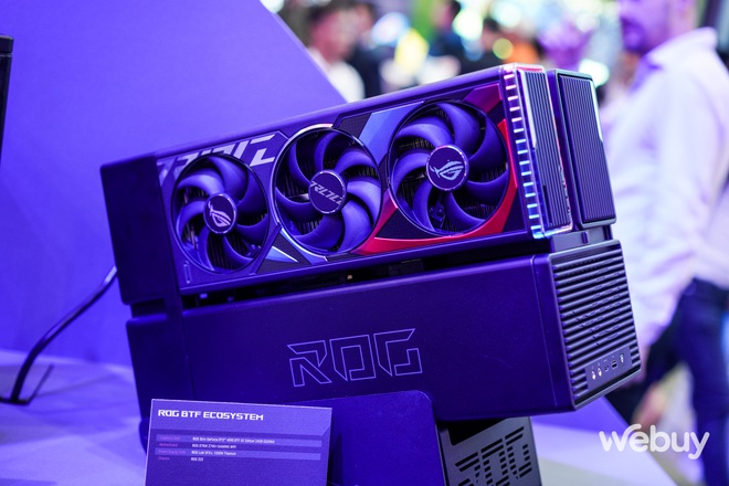 Dạo một vòng gian trưng bày linh kiện PC ASUS tại Computex 2024: Modem Wi-fi 7 'nhền nhện' siêu lớn, nguồn dự phòng hình búa Mjolnir- Ảnh 22. Dạo một vòng gian trưng bày linh kiện PC ASUS tại Computex 2024: Modem Wi-fi 7 'nhền nhện' siêu lớn, nguồn dự phòng hình búa Mjolnir- Ảnh 22.